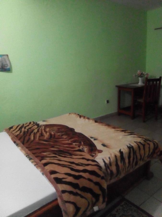 Hotel Kdv Bonaberi Ngoại thất bức ảnh
