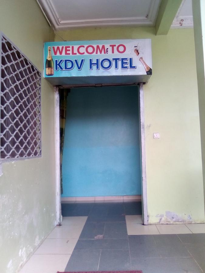 Hotel Kdv Bonaberi Ngoại thất bức ảnh