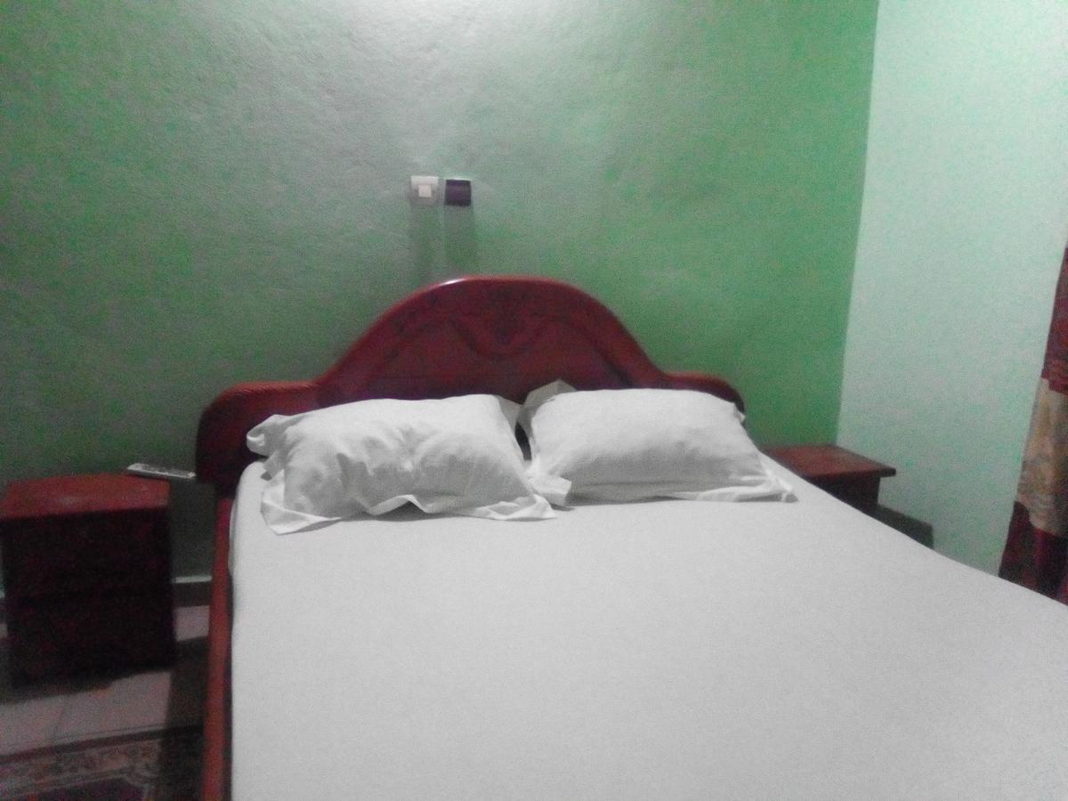 Hotel Kdv Bonaberi Ngoại thất bức ảnh